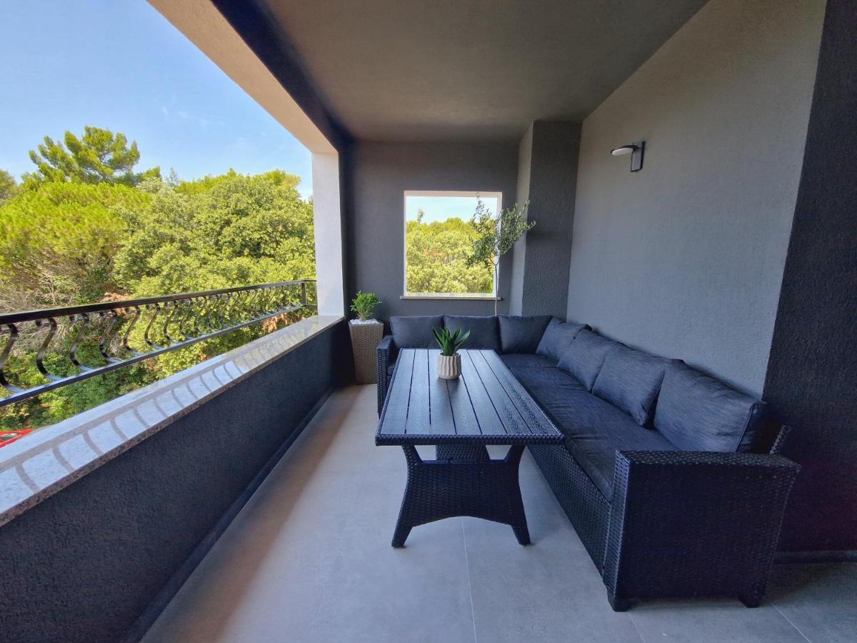 Apartments Jasna Ровинь Экстерьер фото